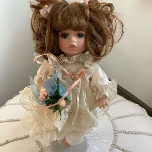 Vintage collectors choice doll